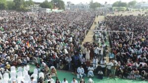 aurangabad dharna for flasteen