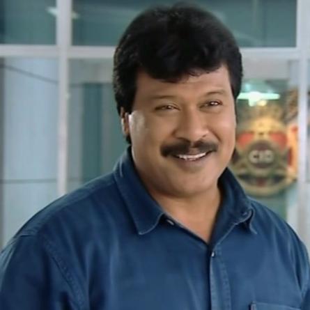 dinesh phadnis cid actor